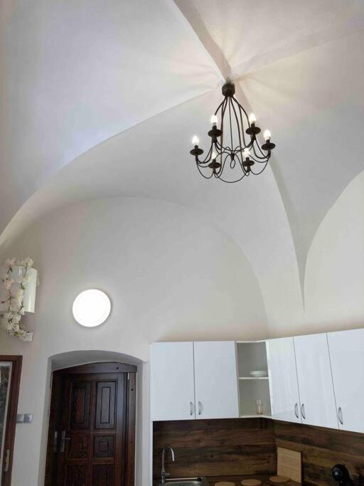 Studio In Gothic House, 50M To The Old Town Square 布拉格 外观 照片